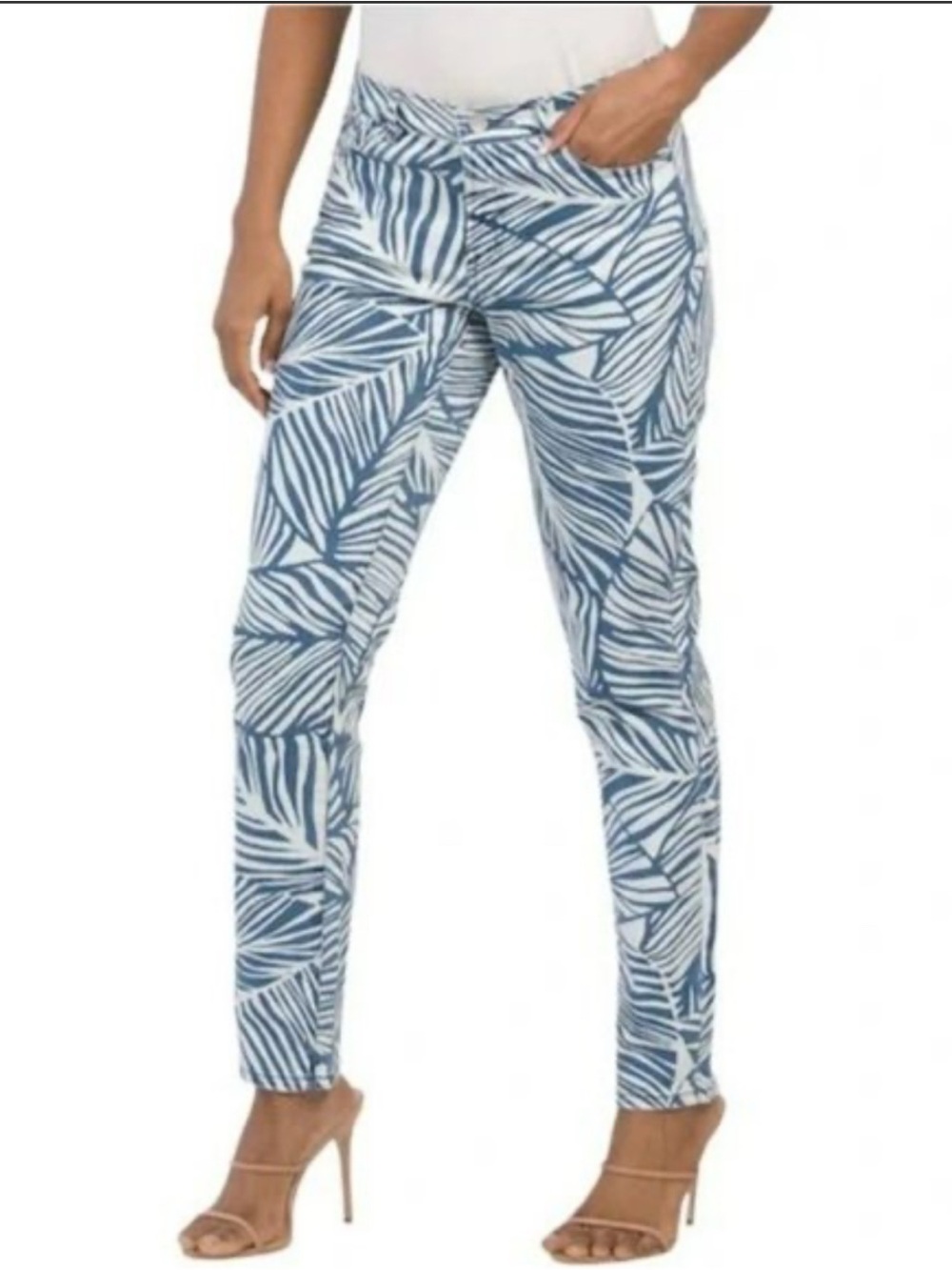 J. McLaughlin Jaycie Jeans Blue and White Palm Leaf Print